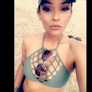 Meet your Posher, Tati